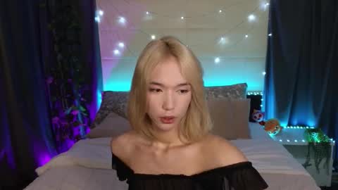 Ami online show from 02-25-26, 06:34