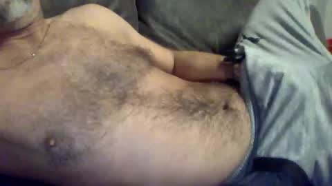 oktobus74 online show from 10-20-25, 04:29