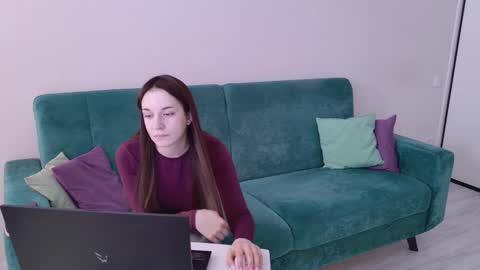 Ola queen online show from 03-20-26, 05:45