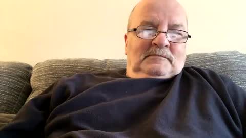 Snapshot of old_fkr chatting on 12-10-24, 10:28 old_fkr online show from 12-10-24, 10:28