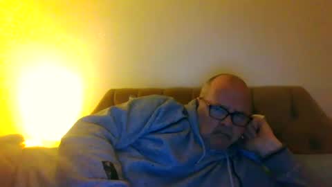 Snapshot of old_fkr chatting on 01-24-25, 03:32 old_fkr online show from 01-24-25, 03:32