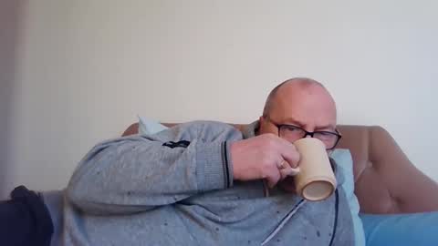 Snapshot of old_fkr chatting on 01-27-25, 09:55 old_fkr online show from 01-27-25, 09:55