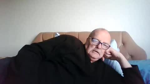 Snapshot of old_fkr chatting on 02-04-25, 05:01 old_fkr online show from 02-04-25, 05:01