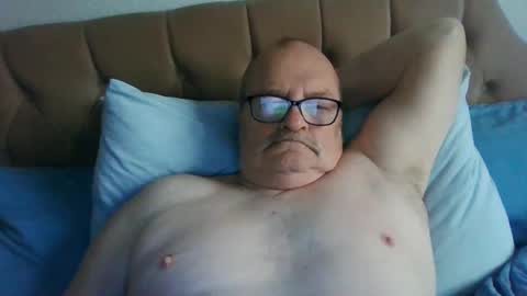 Snapshot of old_fkr chatting on 02-11-25, 09:09 old_fkr online show from 02-11-25, 09:09