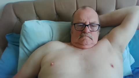 Snapshot of old_fkr chatting on 03-06-25, 08:30 old_fkr online show from 03-06-25, 08:30