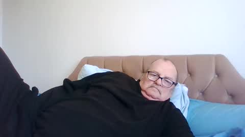 Snapshot of old_fkr chatting on 03-06-25, 11:36 old_fkr online show from 03-06-25, 11:36