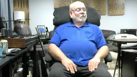 old_guy111 online show from 10-09-25, 01:58