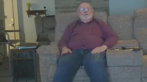 old_guy111 online show from 02-19-26, 02:18