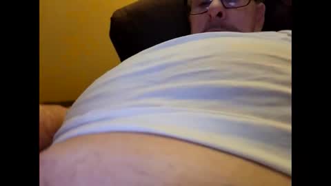 Snapshot of oldaddy2 chatting on 01-12-25, 04:31 oldaddy2 online show from 01-12-25, 04:31