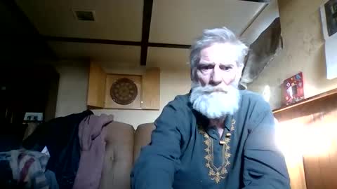 Snapshot of oldancer1959 chatting on 04-28-26, 01:15 oldancer1959 online show from 04-28-26, 01:15