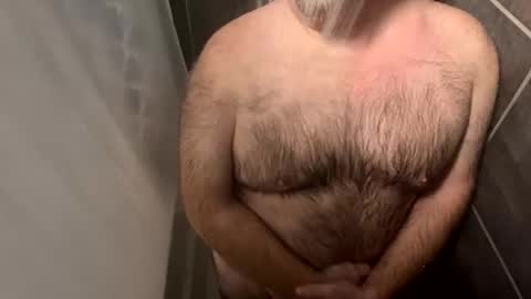 Snapshot of oldbones2 chatting on 10-27-25, 12:04 oldbones2 online show from 10-27-25, 12:04