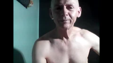 oldbuthorny62 online show from 03-04-25, 01:55