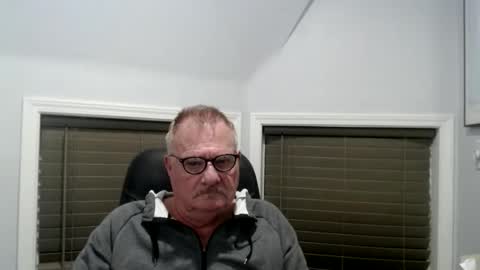 oldguybigd online show from 06-04-26, 05:57