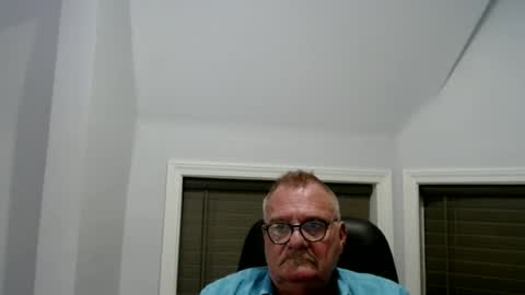 Snapshot of oldguybigd chatting on 06-26-26, 05:56 oldguybigd online show from 06-26-26, 05:56