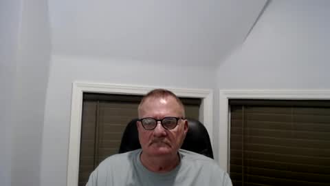 Snapshot of oldguybigd chatting on 07-12-26, 03:52 oldguybigd online show from 07-12-26, 03:52