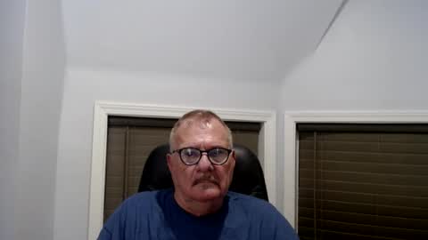 Snapshot of oldguybigd chatting on 07-18-26, 04:16 oldguybigd online show from 07-18-26, 04:16