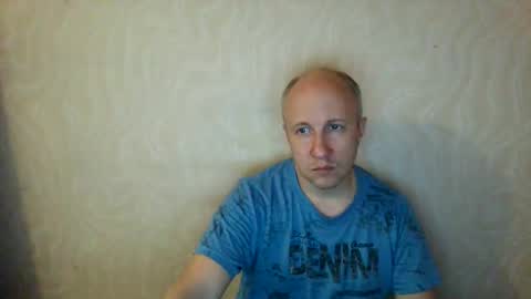 Snapshot of oleg365 chatting on 03-09-25, 04:44 figaro online show from 03-09-25, 04:44