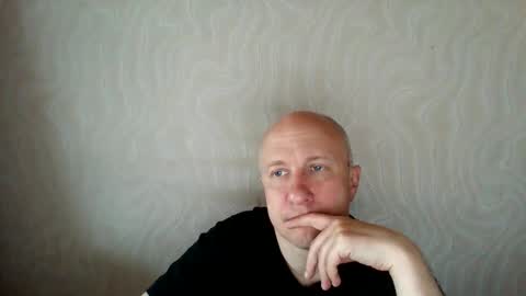 Snapshot of oleg365 chatting on 05-16-26, 07:05 figaro online show from 05-16-26, 07:05