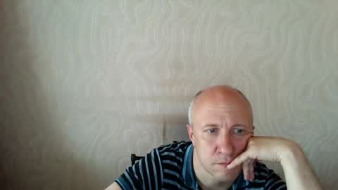 Snapshot of oleg365 chatting on 06-03-26, 11:13 figaro online show from 06-03-26, 11:13