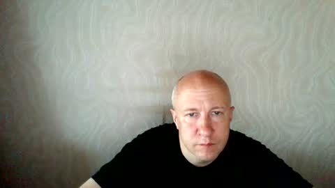 Snapshot of oleg365 chatting on 06-12-26, 05:06 figaro online show from 06-12-26, 05:06