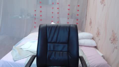 Snapshot of olgahottie chatting on 09-20-25, 10:00 OlgaHottie online show from 09-20-25, 10:00