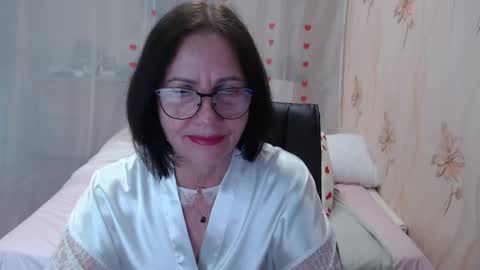 Snapshot of olgahottie chatting on 09-24-25, 12:36 OlgaHottie online show from 09-24-25, 12:36