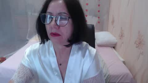 Snapshot of olgahottie chatting on 10-10-25, 11:04 OlgaHottie online show from 10-10-25, 11:04