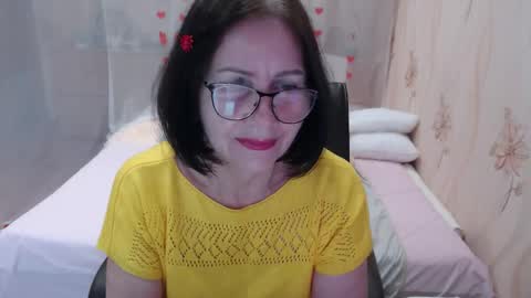 Snapshot of olgahottie chatting on 10-12-25, 11:04 OlgaHottie online show from 10-12-25, 11:04