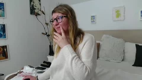 Olga Pavlova online show from 03-23-26, 01:37
