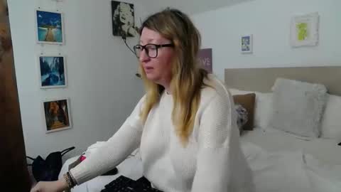 Olga Pavlova online show from 03-31-26, 01:33