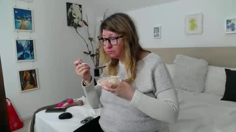 Olga Pavlova online show from 04-07-26, 06:03