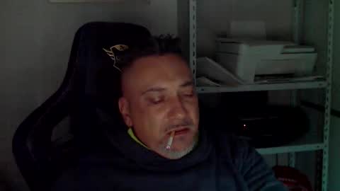 olimpio1230 online show from 12-01-25, 01:27