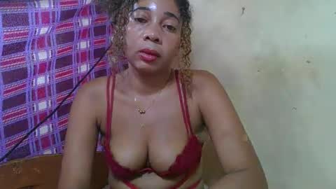 Snapshot of olinaa chatting on 05-03-26, 01:50 olinaa online show from 05-03-26, 01:50