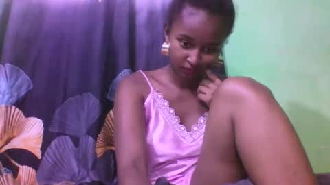 olinah610 online show from 12-01-25, 06:02