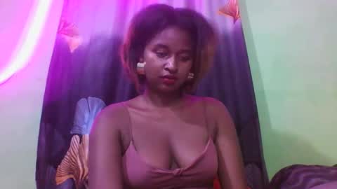 olinah610 online show from 12-04-25, 08:06