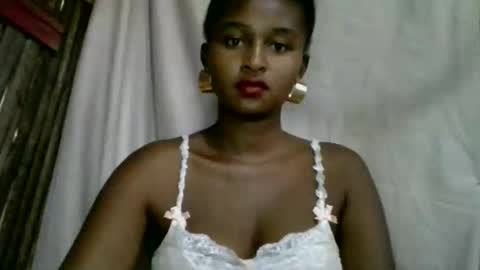 olinah610 online show from 04-16-26, 06:36