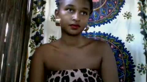 olinah610 online show from 04-18-26, 07:01