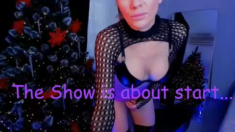 Snapshot of oliva_candy chatting on 02-09-25, 06:54 oliva_candy online show from 02-09-25, 06:54