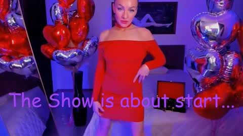 Snapshot of oliva_candy chatting on 02-13-25, 05:44 oliva_candy online show from 02-13-25, 05:44