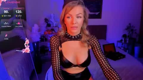 Snapshot of oliva_candy chatting on 02-22-25, 04:19 oliva_candy online show from 02-22-25, 04:19
