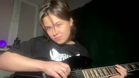 Oil online show from 12-19-24, 05:50