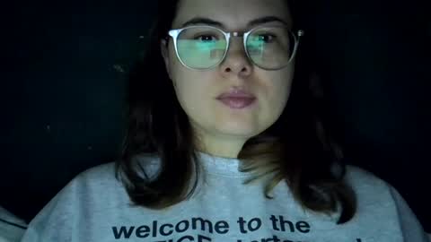 Snapshot of olivepeach chatting on 07-10-26, 10:40 Oil online show from 07-10-26, 10:40