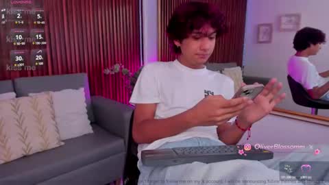 oliver20__ online show from 07-27-26, 10:50