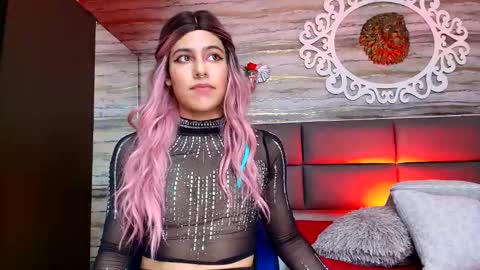 Snapshot of oliver__brown chatting on 03-12-25, 10:39 Oliver online show from 03-12-25, 10:39