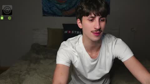 Snapshot of oliver_baker chatting on 01-24-25, 05:00 Oliver Kaen online show from 01-24-25, 05:00