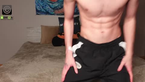 Snapshot of oliver_baker chatting on 01-27-25, 03:39 Oliver Kaen online show from 01-27-25, 03:39