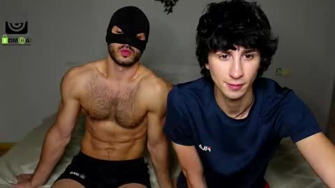 Snapshot of oliver_baker chatting on 10-14-25, 04:30 Oliver Kaen online show from 10-14-25, 04:30