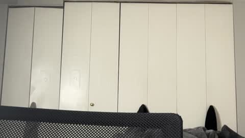 Snapshot of oliver_beck chatting on 12-19-24, 06:56 Oliver Beck online show from 12-19-24, 06:56