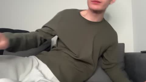 Snapshot of oliver_beck chatting on 02-02-25, 01:55 Oliver Beck online show from 02-02-25, 01:55