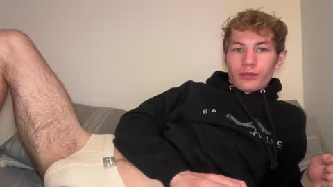 Snapshot of oliver_beck chatting on 03-09-25, 02:07 Oliver Beck online show from 03-09-25, 02:07